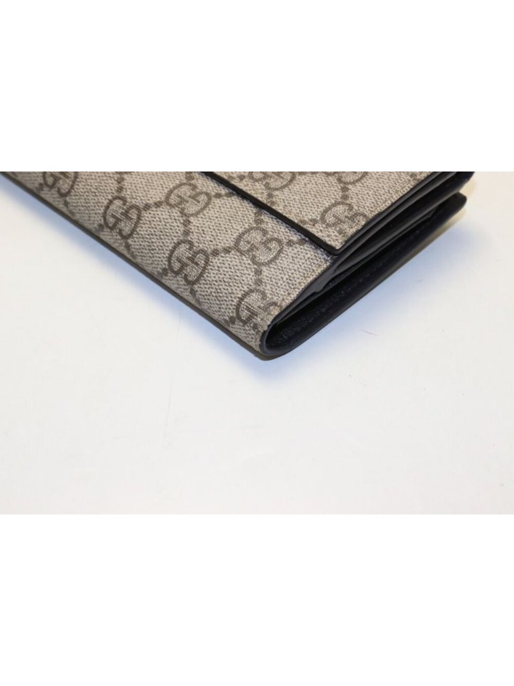 Gucci Guccissima Leather Bifold Wallet - Picture 5 of 7